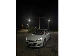 Sahibinden Opel Astra 1.6 CDTI Sport 2014 Model  193.000 km Beyaz