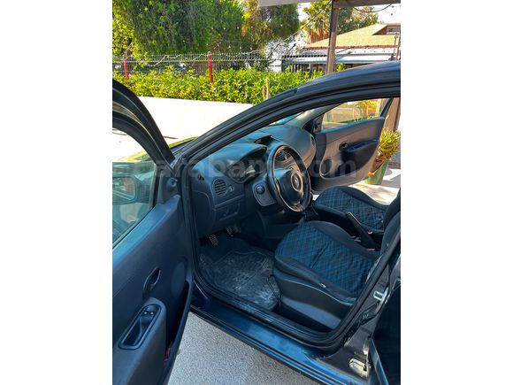 Öğretmenden Temiz Aile aracı Clio 1.5 dCi Authentique 2008 