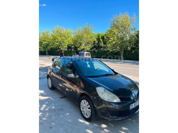 Öğretmenden Temiz Aile aracı Clio 1.5 dCi Authentique 2008 