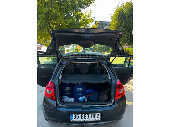 Öğretmenden Temiz Aile aracı Clio 1.5 dCi Authentique 2008 