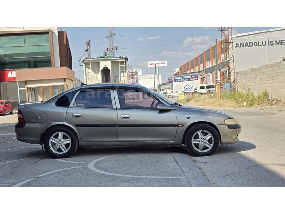 Galeriden Opel Vectra 2.0 CD 1998 Model Afyonkarahisar