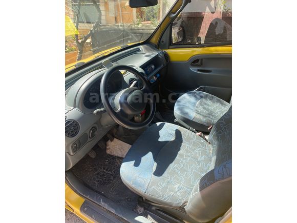 Sahibinden Renault Kangoo 1.9 D 2000 Model 