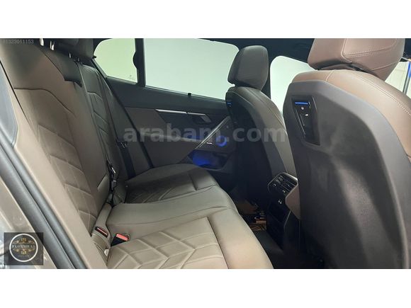 BMW İ5 eDRİVE 40 M SPORT