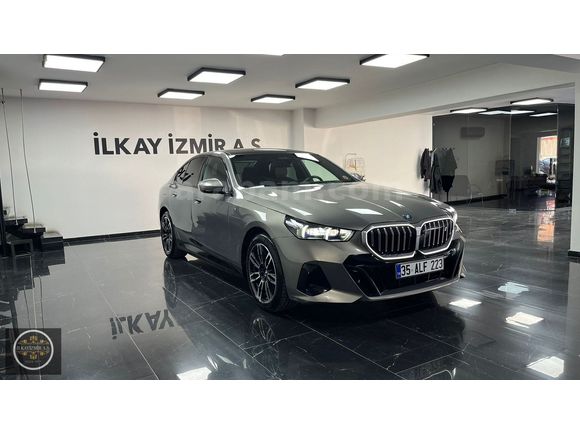 BMW İ5 eDRİVE 40 M SPORT