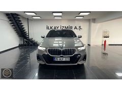 BMW İ5 eDRİVE 40 M SPORT