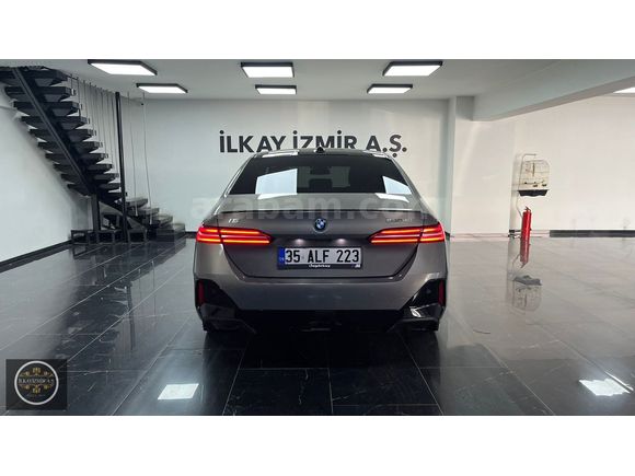 BMW İ5 eDRİVE 40 M SPORT