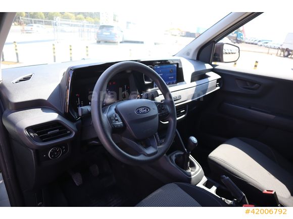 BÜYÜKSOYLU FİLO/2025 FORD TRANSİT COURIER 1.5 ECOBLUE TREND