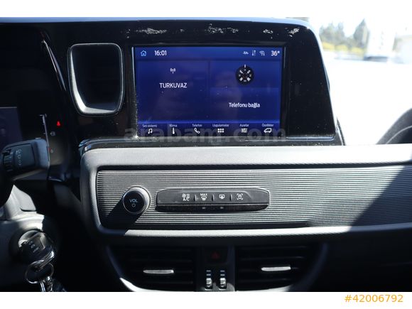 BÜYÜKSOYLU FİLO/2025 FORD TRANSİT COURIER 1.5 ECOBLUE TREND