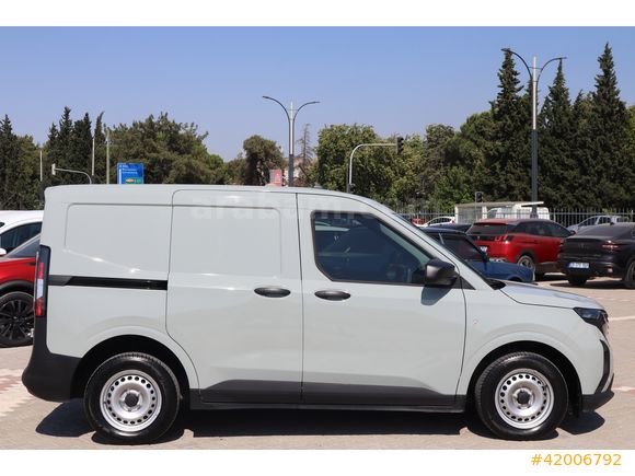 BÜYÜKSOYLU FİLO/2025 FORD TRANSİT COURIER 1.5 ECOBLUE TREND