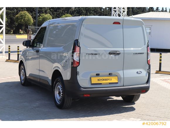 BÜYÜKSOYLU FİLO/2025 FORD TRANSİT COURIER 1.5 ECOBLUE TREND