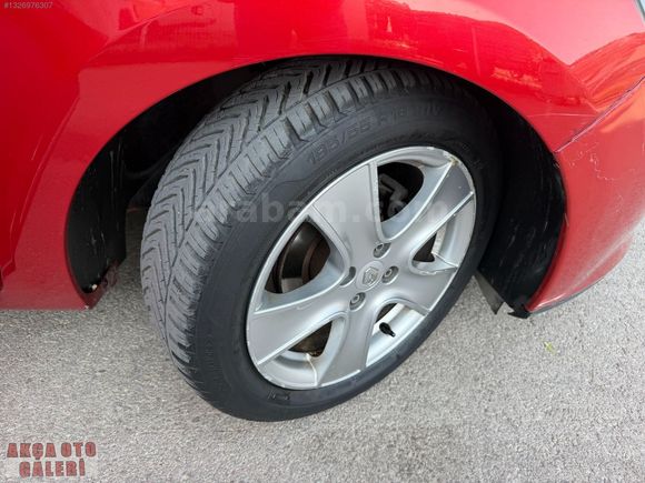 AKÇA OTODAN 2013 MODEL 136.000 KM DE 1.2 16V KLİMALI CLİO İCON