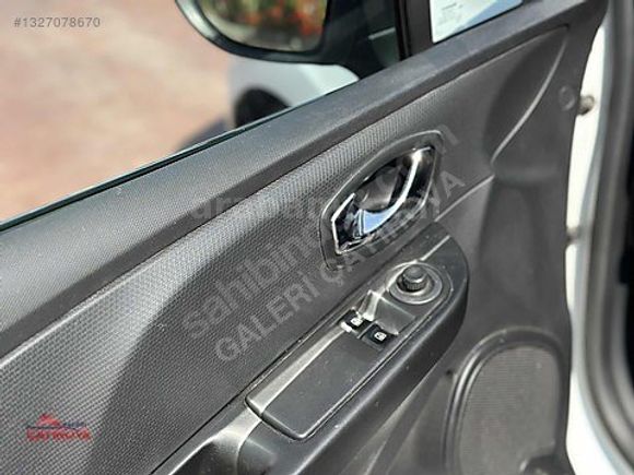 2013 MODEL CLİO 1.2 MANUEL JOY PAKET