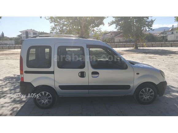 Sahibinden Renault Kangoo Multix 1.5 dCi Expression 2004 Model