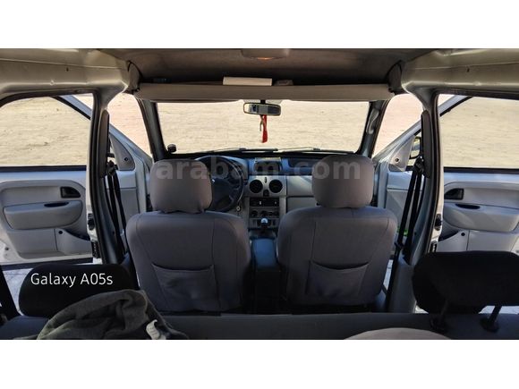 Sahibinden Renault Kangoo Multix 1.5 dCi Expression 2004 Model