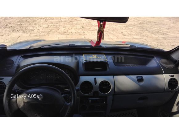 Sahibinden Renault Kangoo Multix 1.5 dCi Expression 2004 Model