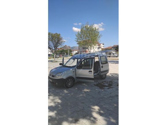 Sahibinden Renault Kangoo Multix 1.5 dCi Expression 2004 Model