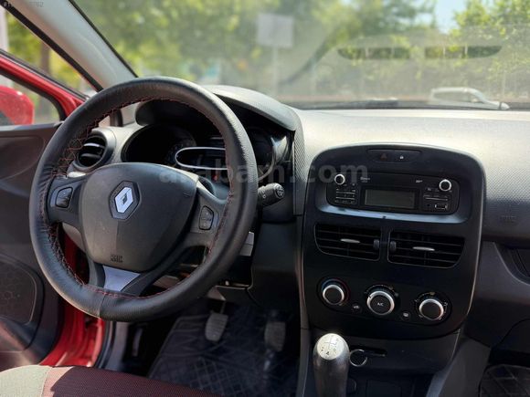 ECT'DEN 2015 HATASIZ 180.000 KMDE CLİO KIRMIZI