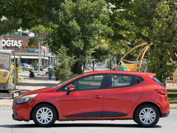 ECT'DEN 2015 HATASIZ 180.000 KMDE CLİO KIRMIZI
