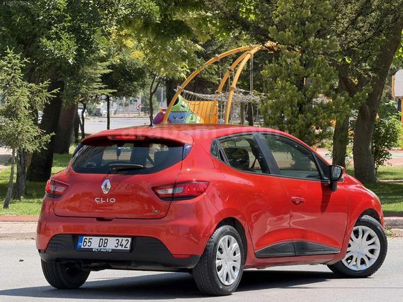 ECT'DEN 2015 HATASIZ 180.000 KMDE CLİO KIRMIZI