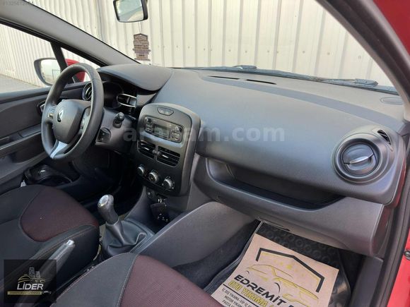 2015 Clio 1.2 Hatasız Değişensiz Boyasız Tramersiz Klima Buz