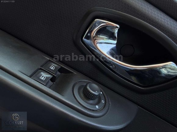 2014 MODEL CLİO 1.2 JOY EKSTRALI 102.000 KM BOYASIZ DEĞİŞENSİZ