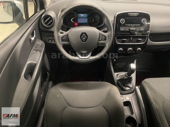 AFM'DEN 2017 MODEL DÜŞÜK KM'DE BOYA DEĞİŞENSİZ RENAULT CLİO JOY