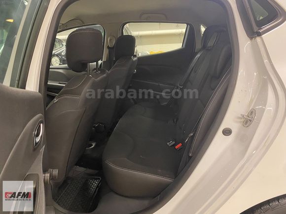 AFM'DEN 2017 MODEL DÜŞÜK KM'DE BOYA DEĞİŞENSİZ RENAULT CLİO JOY
