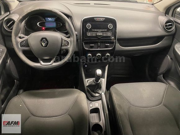 AFM'DEN 2017 MODEL DÜŞÜK KM'DE BOYA DEĞİŞENSİZ RENAULT CLİO JOY