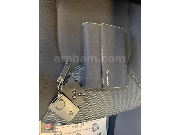2019 MODEL RENAULT CLİO HATASIZ 66.500 KM K.KARTINA 12 TAKSİT