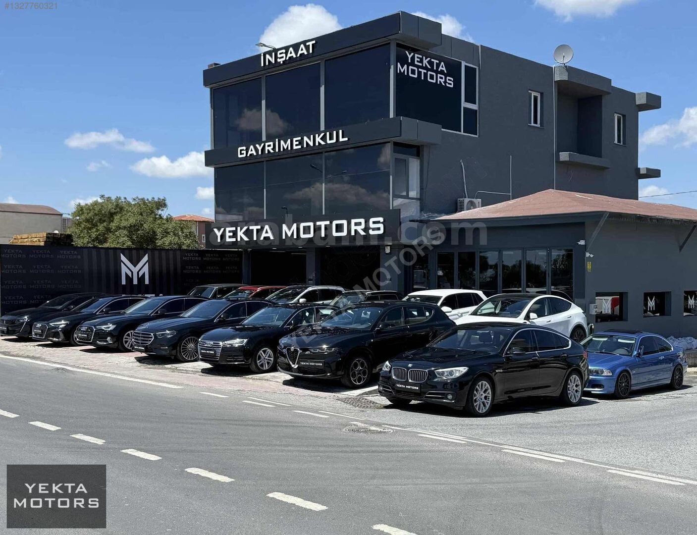 Galeriden Mercedes - Benz CLK 200 Kompressor Elegance 2001 Model İstanbul 300.000 km Mavi 3