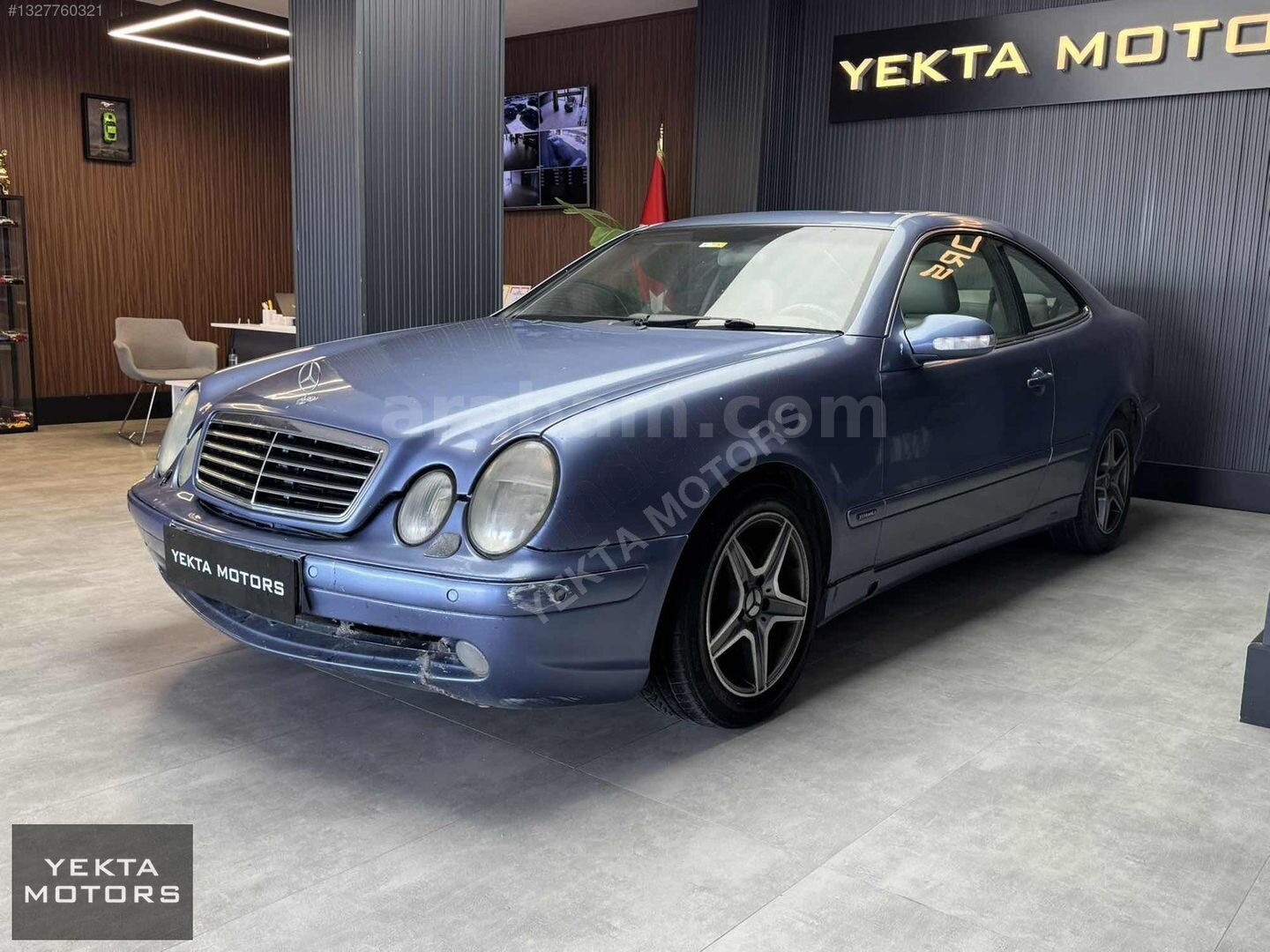 Galeriden Mercedes - Benz CLK 200 Kompressor Elegance 2001 Model İstanbul 300.000 km Mavi 4