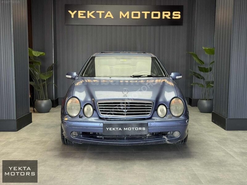 Galeriden Mercedes - Benz CLK 200 Kompressor Elegance 2001 Model İstanbul 300.000 km Mavi