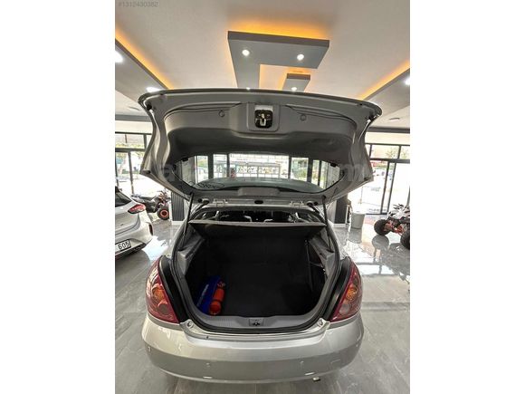 TR DE TEK ALMERA DİZEL MANUEL VİSİA PAKET