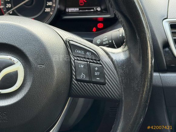 HATASZ 2014 MAZDA 3 1.5 SKYACTİVE OTOMATİK-K.ISITMA-G.GÖRÜŞ-AZKM