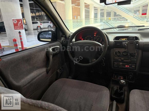 Full Bakımlı Eksiksiz Opel Corsa 1.4 GLS