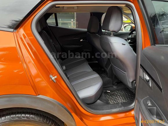 ESİLA MOTORS'DAN 2020 MODEL PEUGEOT 2008 1.2 PURETECH ACTİVE
