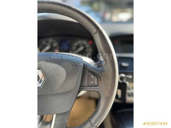 2010 MODEL LAGUNA 2.0 DCI EXECUTİVE K.ISITMA-E.KOLTUK-TABLET EKR