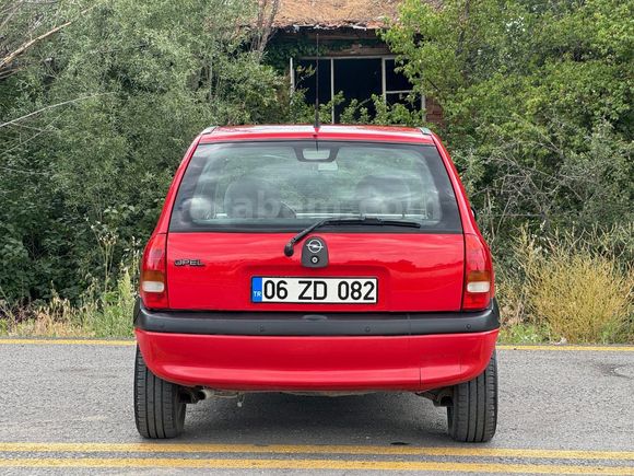 OPEL CORSA 1.4 GLS OTOMATİK VİTES