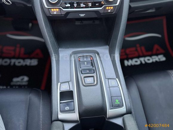 ESİLA MOTORS'DAN 2018 MODEL HONDA CİVİC ELEGANCE 0,99 KREDİ
