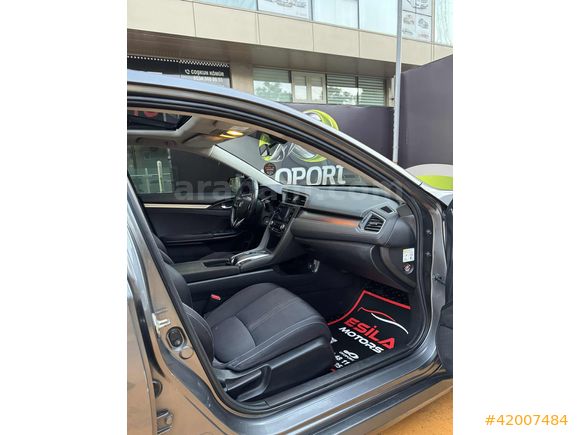 ESİLA MOTORS'DAN 2018 MODEL HONDA CİVİC ELEGANCE 0,99 KREDİ