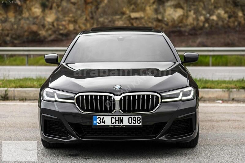Galeriden BMW 5 Serisi 520i Special Edition M Sport 2020 Model Çorum 200.000 km Füme