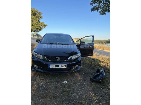 Sahibinden Honda Civic 1.6i VTEC Eco Elegance 2012 Model 