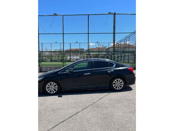 Sahibinden Honda Civic 1.6i VTEC Eco Elegance 2012 Model 