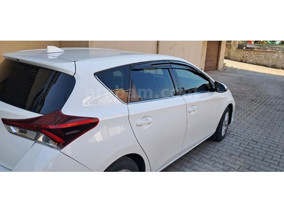 Sahibinden Toyota Auris 1.6 Active 2018 Model