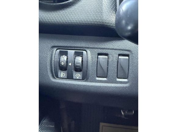 2017 RENAULT CLİO 1.5 DCI İCON 220.000KM MANUEL