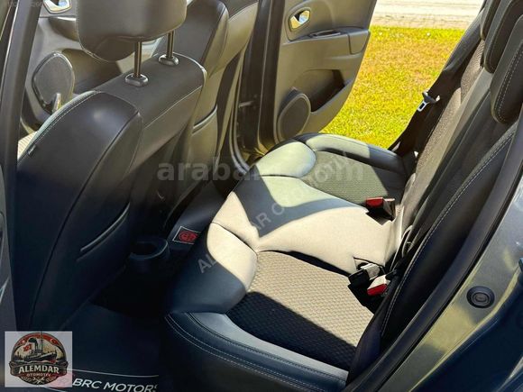 İLK SAHİBİNDEN İCON 1.5 DCİ OTOMATİK HATASIZ SERVIS BAKIMLI