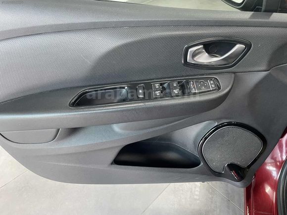 2018 MODEL 1.5 DCI EDC 166 BİNDE OTOMOTİK CLİO İCON