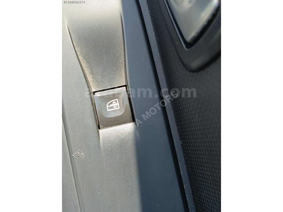 Dara Motors Hatasız İcon Clio Otomatik Vites