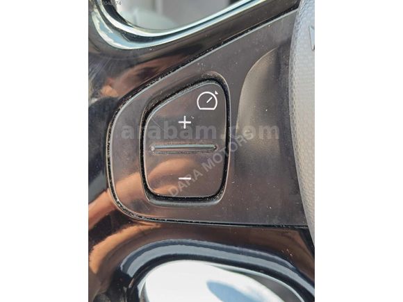 Dara Motors Hatasız İcon Clio Otomatik Vites