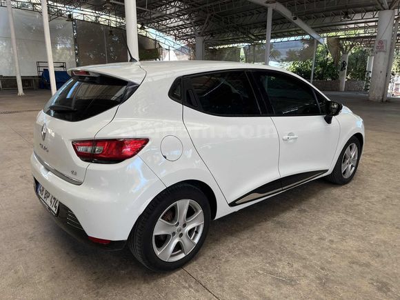 2016 Clio Icon 1.5 DCi Otomatik sadece 87 BiN KM DE